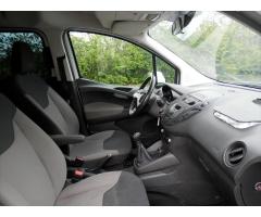 Ford Tourneo Courier 1,5 TDCi, 5míst, Klima, Pojízdné - 13