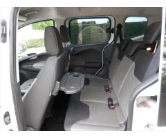 Ford Tourneo Courier 1,5 TDCi, 5míst, Klima, Pojízdné - 16