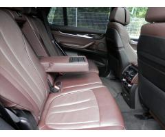 BMW X5 xDrive30d, 7míst, M-paket, Pano, HeadUp, - 16