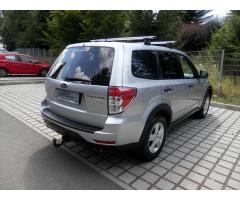 Subaru Forester 2,0 D Active 4x4, Nové v ČR, Tažné - 9