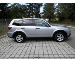 Subaru Forester 2,0 D Active 4x4, Nové v ČR, Tažné - 10