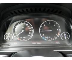 BMW Řada 5 520d xDrive, Navi, Xenon, 1.maj. ČR, DPH - 18