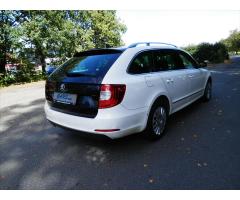 Škoda Superb 2,0 TDi 4x4 Eleg. Panorama, Navi. - 9