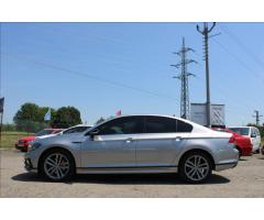 Volkswagen Passat 2,0 TSI  DSG,R-Line,TOP STAV - 8