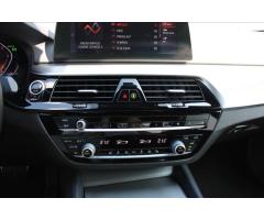 BMW Řada 5 3,0 530d xDrive  M-PAKET, DPH - 24