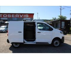 Toyota ProAce 2,0 D-4D  4 x 4,TAŽNÉ,REGÁLY - 13