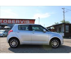 Suzuki Swift 1,3 i  4 x 4, 65.528 km - 4