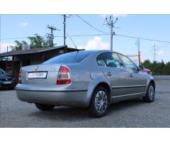 Škoda Superb 2,0 TDi  VELKÝ SERVIS,COMFORT - 5