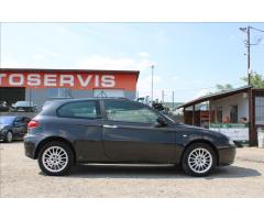 Alfa Romeo 147 1,6 i  STK 8/2026 - 4