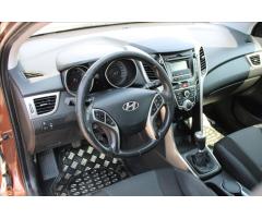 Hyundai i30 1,4 CVVTi  2.maj.,ČR,Trikolor - 10