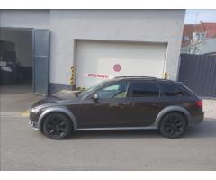 Audi A4 Allroad 2,0 TDi  XENONY, 4 x 4, ČR - 33