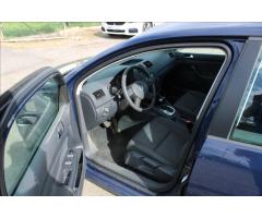 Volkswagen Golf 1,6 i  AUTOMAT, STK 11/2025 - 9