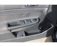 Volkswagen Golf 1,6 i  AUTOMAT, STK 11/2025 - 14