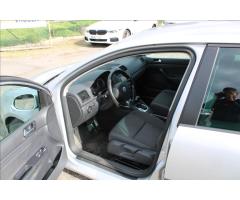 Volkswagen Golf 2,0 TDi  STK 4/2024, AUTOMAT - 9