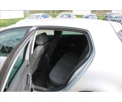 Volkswagen Golf 2,0 TDi  STK 4/2026, AUTOMAT - 11