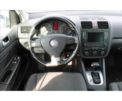 Volkswagen Golf 2,0 TDi  STK 4/2026, AUTOMAT - 12