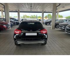 Mercedes-Benz GLA GLA 200 d 4Matic-REZERVACE - 6