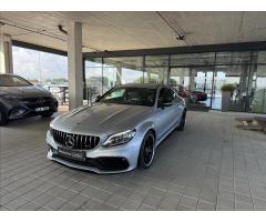 Mercedes-Benz Třídy C Mercedes-AMG C 63 S Kupé - 8