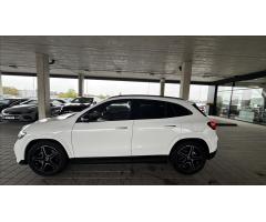 Mercedes-Benz GLA GLA 220 4Matic - 8