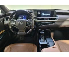 Lexus ES 300h 2.5   PRESTIGE PLUS - 12