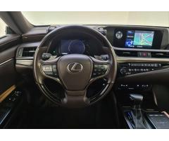 Lexus ES 300h 2.5   PRESTIGE PLUS - 14