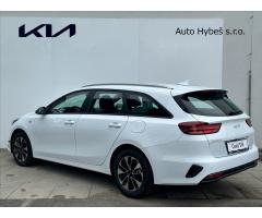 Kia Ceed 1,5 T-GDi SW GPF SPIN (2025) - 6