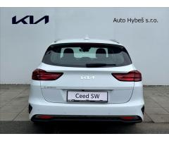 Kia Ceed 1,5 T-GDi SW GPF SPIN (2025) - 8