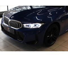 BMW Řada 3 330e Touring xDrive M Sport - 7