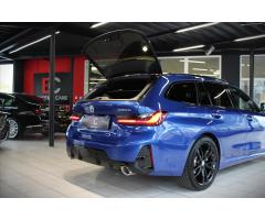 BMW Řada 3 330e Touring xDrive M Sport - 34