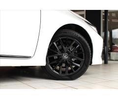 Toyota Corolla GR Sport Hybrid e-CVT sedan - 31
