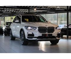 BMW X5 xDrive45e X Line 290kW / vzduch - 29