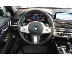 BMW Řada 7 730d xDrive M Sport / LASER - 17