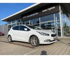 Kia Ceed 1,6 CRDi, 6st. MT  FIFA World Cup Edition - 1