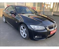 BMW Řada 3 3,0 330d M-Paket - 56