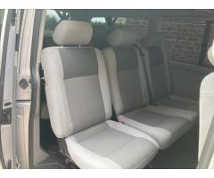 Volkswagen Caravelle 2,0 TDI LONG COMFORTLINE 103KW - 32