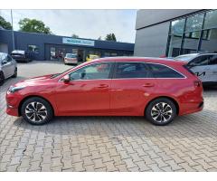 Kia Ceed Ceed SW CD 1,5 T-GDi GPF TOP (2025) - 8