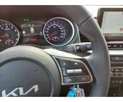 Kia Ceed Ceed SW CD 1,5 T-GDi GPF TOP (2025) - 17