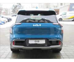 Kia EV9 GT LIne 4x4 6míst - 8