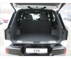 Kia EV9 GT LIne 4x4 6míst - 34