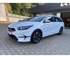 Kia Ceed 1,5 SW 1,5 T-GDi GPF SPIN (2025) - 7