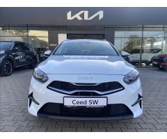 Kia Ceed 1,5 SW 1,5 T-GDi GPF SPIN (2025) - 8