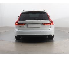 Volvo V90 D3 AWD 110kW - 6