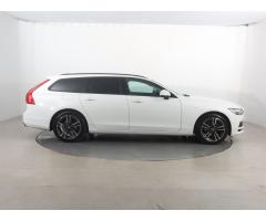 Volvo V90 D3 AWD 110kW - 8