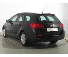 Opel Astra 1.6 16V 85kW - 5