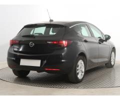 Opel Astra 1.4 T 92kW - 7