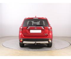 Mitsubishi Outlander 2.2 DI-D 110kW - 6