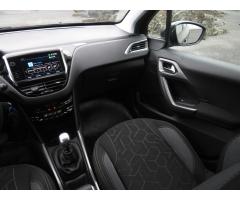 Peugeot 2008 1.2 PureTech 96kW - 11