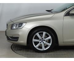 Volvo V60 D5 2.0 165kW - 26