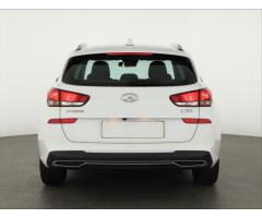 Hyundai i30 1.5 DPI 81kW - 6