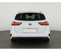 Kia Cee`d 1.6 CRDi 100kW - 6